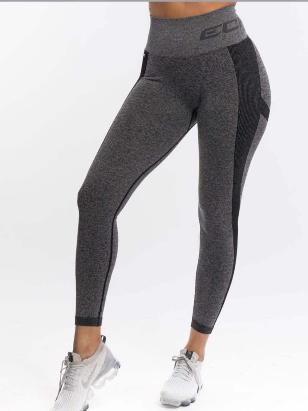 ECHT Dark Gray Arise Scrunch Leggings